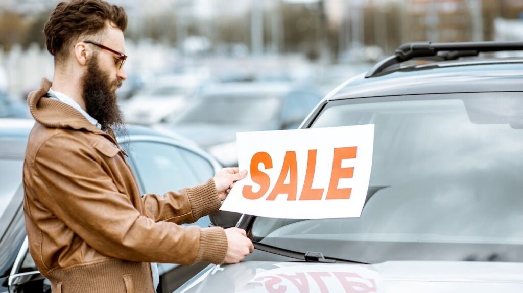 best time to sell car